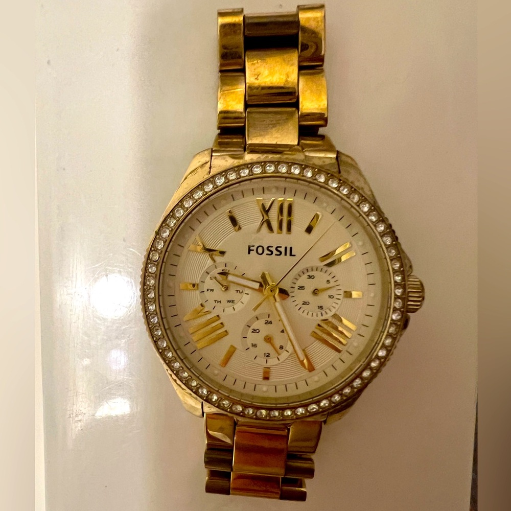 Gold Fossil watch